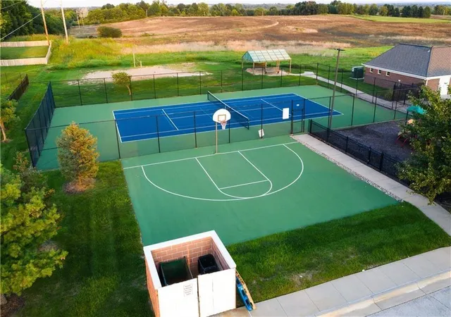 40th image of 10139 N Poplar Ave, Kansas City, MO 64156 | MLS# 2613724