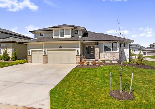 Photo 1 of Single family home for sale at 12402 W 170th Terrace, Overland Park, KS 66221 | MLS# 2613814 | Listing updated on 2026-10-20