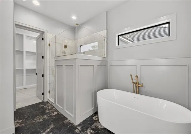 Photo 3 of Single family home for sale at 7016 N Beaman Ave, Kansas City, MO 64151 | MLS# 2613832 | Listing updated on 2026-09-22