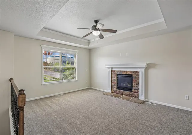 4th image of 1614 Nw Hilltop Ln, Grain Valley, MO 64029 | MLS# 2613989