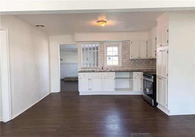 Photo 2 of Single family home for sale at 410 B St, Belton, MO 64012 | MLS# 2613997 | Listing updated on 2026-09-24