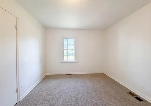 4th image of 410 B St, Belton, MO 64012 | MLS# 2613997
