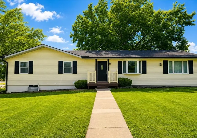 Homes for sale in Knob Noster, MO | 130 Ne 1271 Rd, Knob Noster, MO 65336 | MLS# 2614040