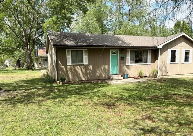 Homes for sale in Fort Scott, KS | 419 W 8th St, Fort Scott, KS 66701 | MLS# 2614044
