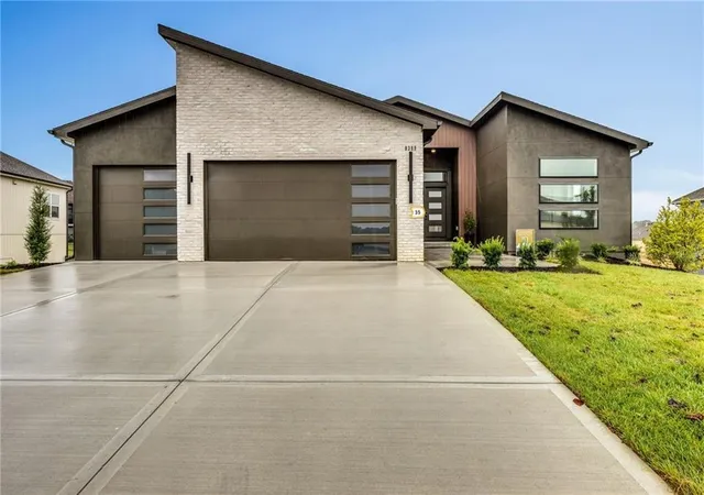 1st image of 9000 N Everton Ave, Kansas City, MO 64153 | MLS# 2614088