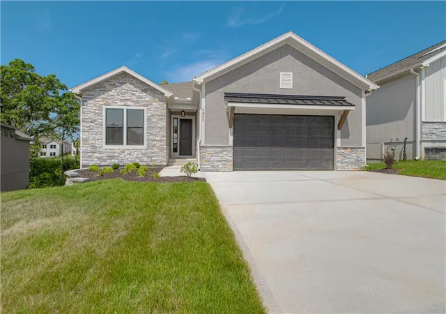 Photo 1 of Single family home for sale at 4830 Nw Huonker Ct, Riverside, MO 64150 | MLS# 2614089 | Listing updated on 2026-07-22
