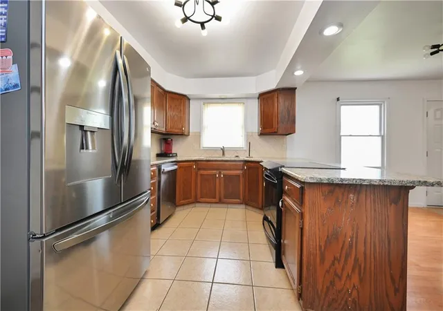 4th image of 413 Madore St, Silver Lake, KS 66539 | MLS# 2614101