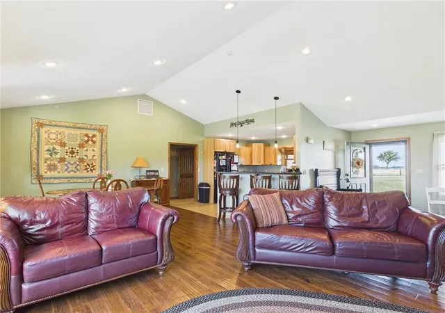 Homes for sale in Fort Scott, KS | 2082 Osage Rd, Fort Scott, KS 66701 | MLS# 2614135