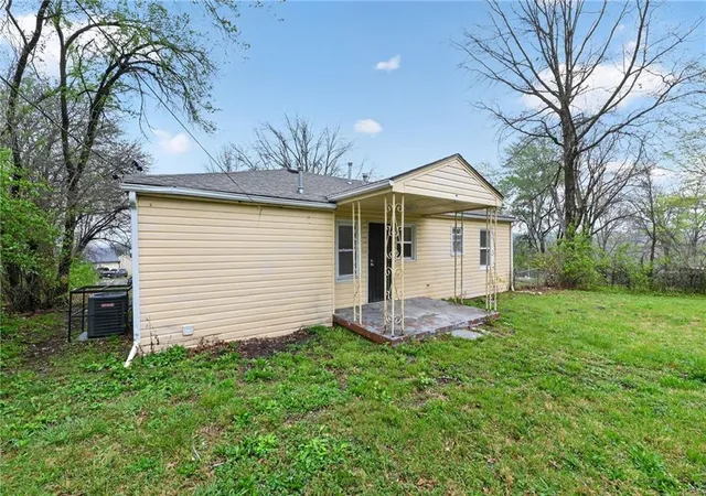 4th image of 7413 E 56Th Ter, Kansas City, MO 64129 | MLS# 2614273