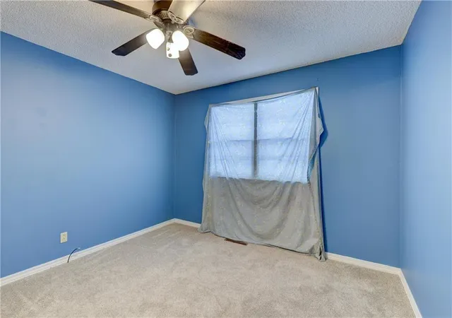 Homes for sale in Pittsburg, KS | 2002 N Michigan St, Pittsburg, KS 66762 | MLS# 2614286