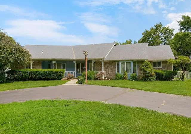 Photo 3 of Single family home for sale at 5825 Z Hwy, Edgerton, MO 64444 | MLS# 2614474 | Listing updated on 2026-10-09
