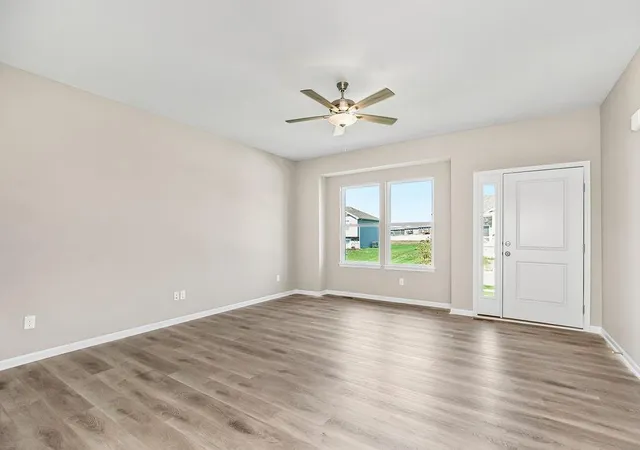 3rd image of 2521 Sw Mitchell St, Oak Grove, MO 64075 | MLS# 2614522