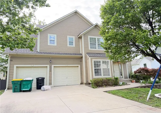 1st image of 2422 N 106th St, Kansas City, KS 66109 | MLS# 2614535