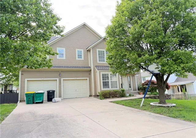 3rd image of 2422 N 106Th St, Kansas City, KS 66109 | MLS# 2614535