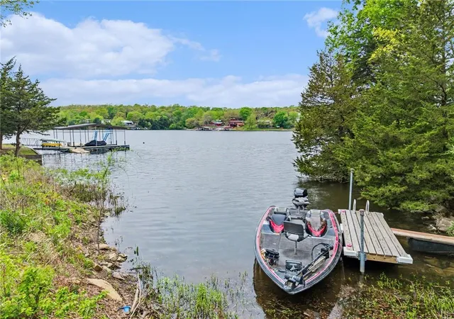 4th image of 16 S Lakeview Rd, Mapleton, KS 66754 | MLS# 2614761