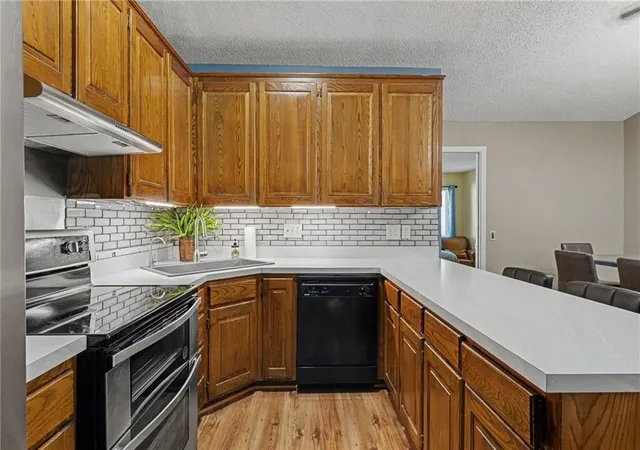 2nd image of 7004 N Fisk Ct, Kansas City, MO 64151 | MLS# 2614796