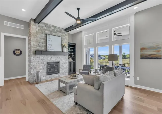 2nd image of 9282 Pickering St, Lenexa, KS 66227 | MLS# 2614890