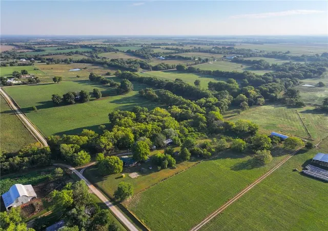 Photo 3 of Sale Pending at 9351 S 2700 Road, Harwood, MO 64750 | MLS# 2614915 | Listing updated on 2026-08-22