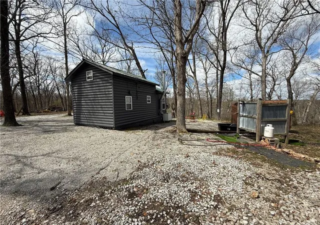 Homes for sale in Deepwater, MO | 991 Se 976 Rd, Deepwater, MO 64740 | MLS# 2614917