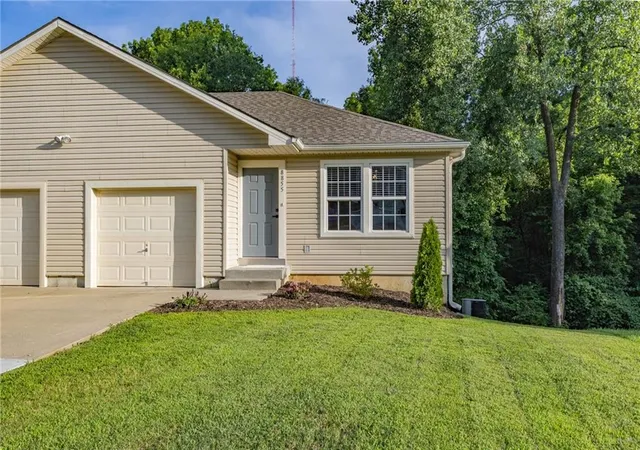 1st image of 8855 Ann Ave, Kansas City, KS 66112 | MLS# 2614985