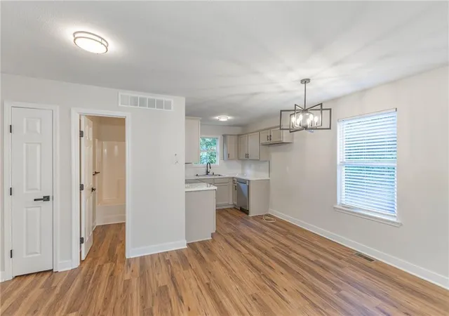 5th image of 8855 Ann Ave, Kansas City, KS 66112 | MLS# 2614985