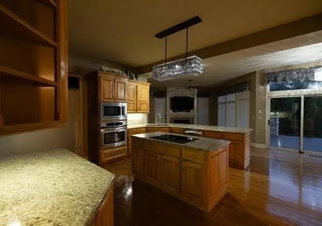5th image of 2315 Smokey Hill Dr, Lee's Summit, MO 64086 | MLS# 2615015