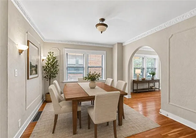 3rd image of 4508 Broadway 1 North N/A, Kansas City, MO 64111 | MLS# 2615063
