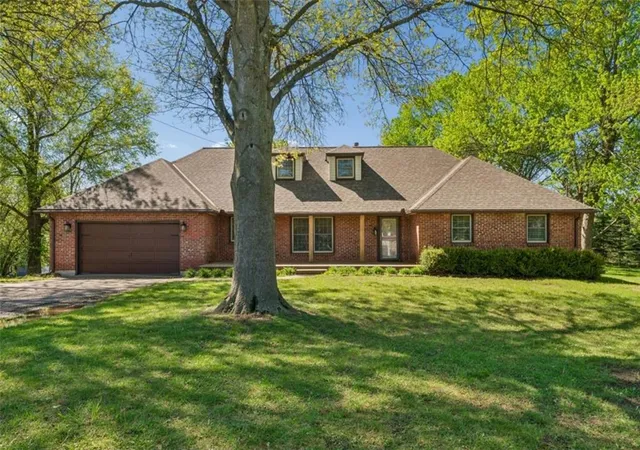1st image of 18611 E Salisbury Rd, Independence, MO 64056 | MLS# 2615089