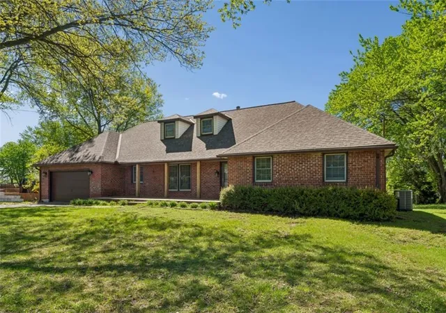 5th image of 18611 E Salisbury Rd, Independence, MO 64056 | MLS# 2615089
