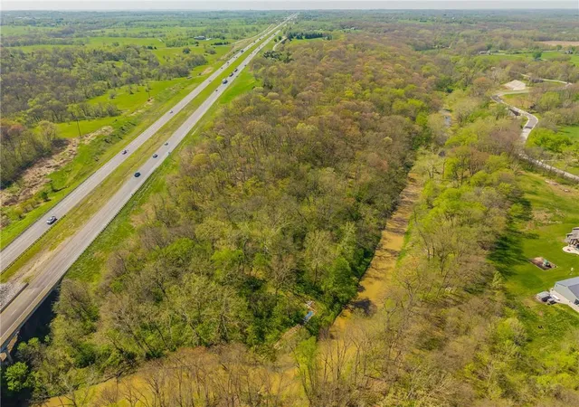5th image of 13921 Nation Rd, Kearney, MO 64060 | MLS# 2615109