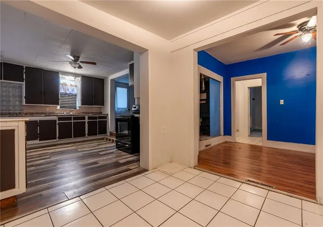 Homes for sale in Fort Scott, KS | 23 N Washington St, Fort Scott, KS 66701 | MLS# 2615116