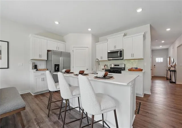 5th image of 20990 W 217Th St, Spring Hill, KS 66083 | MLS# 2615157
