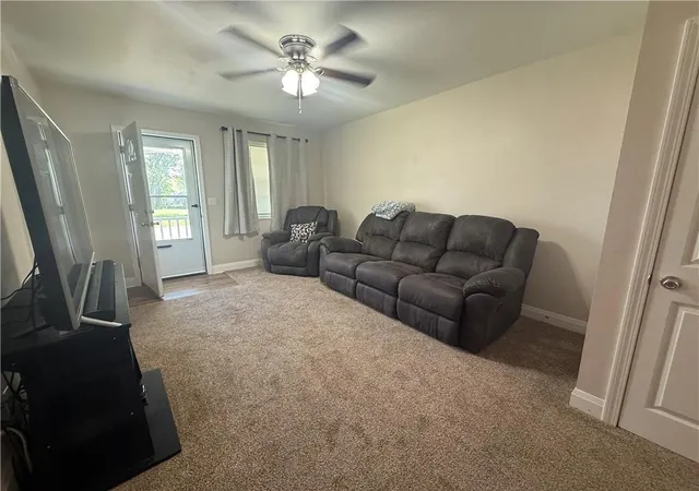 Homes for sale in Pittsburg, KS | 1005 W 3Rd St, Pittsburg, KS 66762 | MLS# 2615237