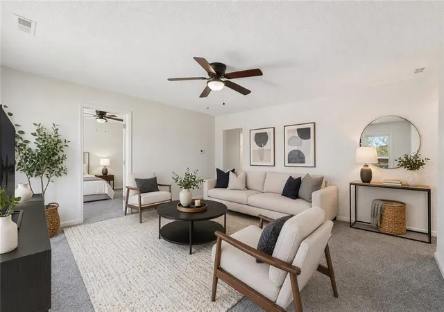 Photo 1 of Sale Pending at 5609 Oakland Ave, Kansas City, MO 64129 | MLS# 2615241 | Listing updated on 2026-08-27