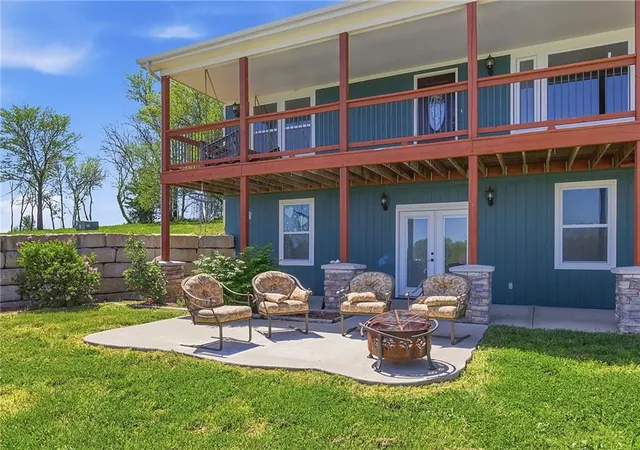 Homes for sale in Paola, KS | 30960 Somerset Rd, Paola, KS 66071 | MLS# 2615277