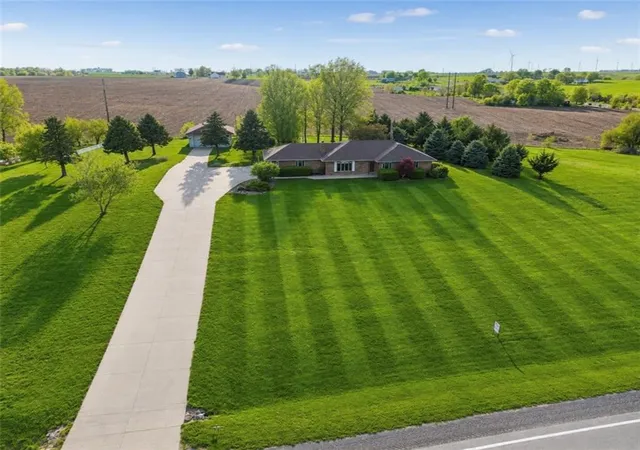11th image of 23171 State Hwy 148 Hwy, Maryville, MO 64468 | MLS# 2615297
