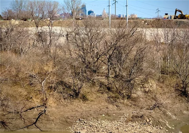 3rd image of 900 S 18Th St, Kansas City, KS 66105 | MLS# 2615313
