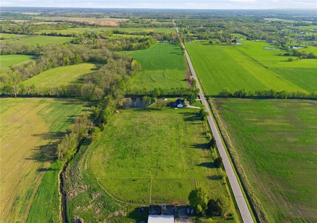 Homes for sale in Paola, KS | Block Rd, Paola, KS 66071 | MLS# 2615324
