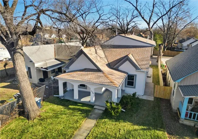 Homes for sale in Kansas City, MO | 2315 Brighton Ave, Kansas City, MO 64127 | MLS# 2615341