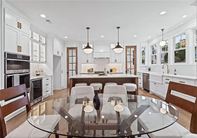 Photo 1 of Single family home for sale at 4620 W 70th Terrace, Prairie Village, KS 66208 | MLS# 2615382 | Listing updated on 2026-10-18
