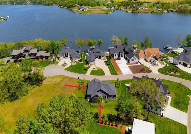 4th image of 13 Tahoma Rdg, Lake Winnebago, MO 64034 | MLS# 2615383