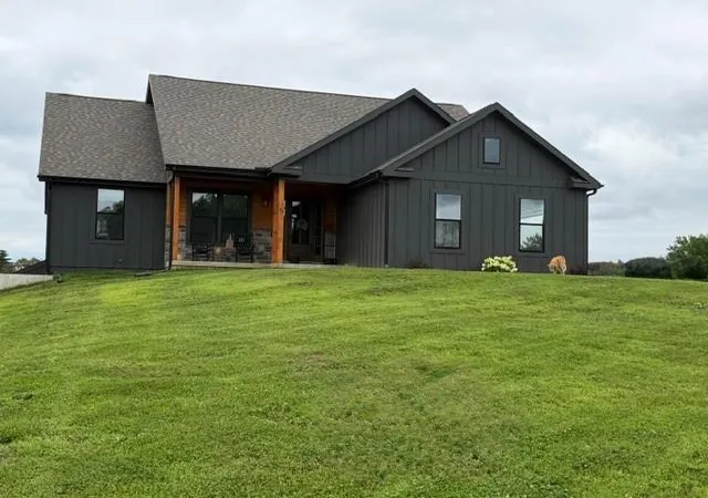 Photo 3 of Single family home for sale at 53 Sw 150th Road, Warrensburg, MO 64093 | MLS# 2615485 | Listing updated on 2026-09-12
