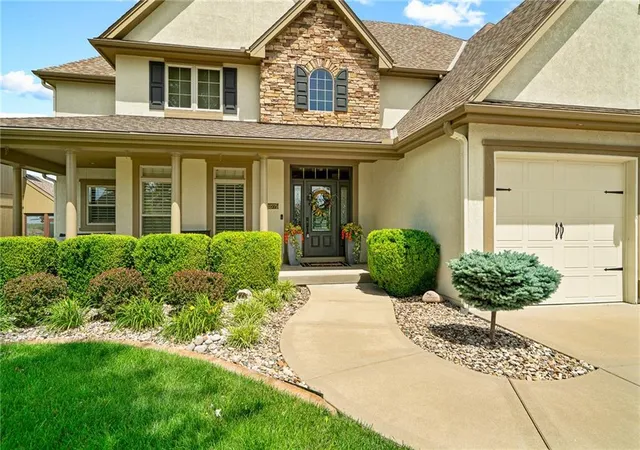 5th image of 12775 N Apple Blossom Dr, Platte City, MO 64079 | MLS# 2615505