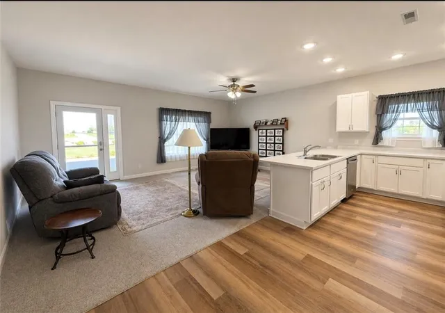 5th image of 30624 Porter Dr, Maryville, MO 64468 | MLS# 2615509