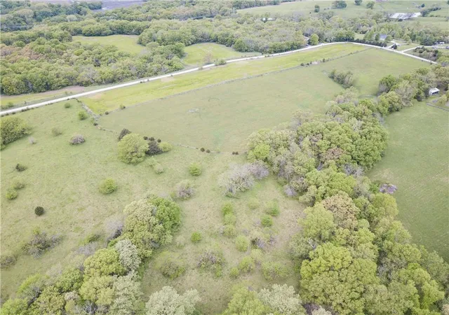 Photo 4 of Land for sale at Lot 3 201st Street, Leavenworth, KS 66048 | MLS# 2615640 | Listing updated on 2026-09-02