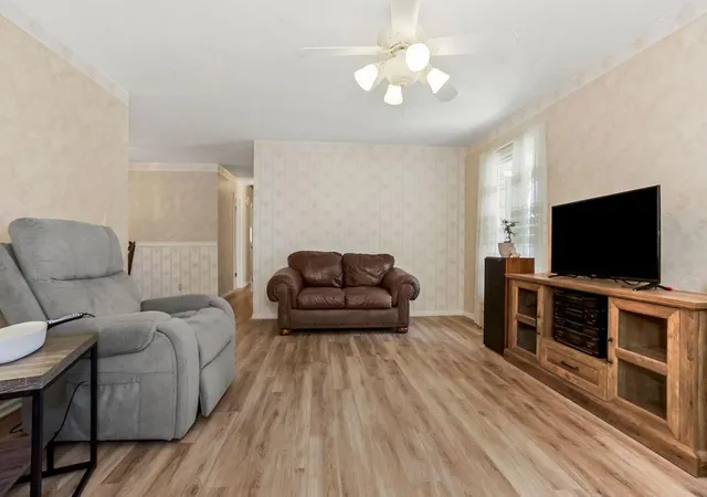 Photo 3 of Sale Pending at 12116 E 46th Street, Kansas City, MO 64133 | MLS# 2615641 | Listing updated on 2026-09-07