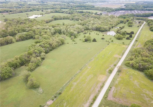 Photo 4 of Land for sale at Lot 4 201st Street, Leavenworth, KS 66048 | MLS# 2615642 | Listing updated on 2026-09-02