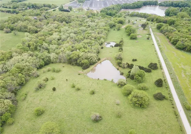 Photo 4 of Land for sale at Lot 6 201st Street, Leavenworth, KS 66048 | MLS# 2615644 | Listing updated on 2026-09-02