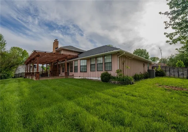 Homes for sale in Kansas City, MO | 2007 E 60Th Ter, Kansas City, MO 64130 | MLS# 2615650