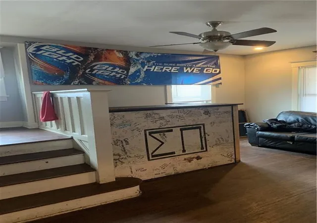 5th image of 207 Broad St, Warrensburg, MO 64093 | MLS# 2615686